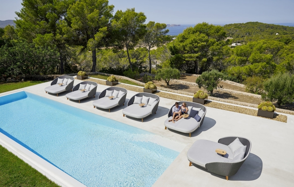Chaise longue ou bain de soleil ?