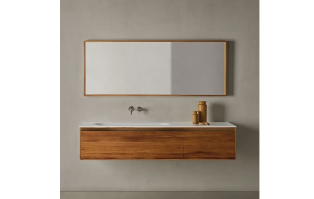 Du bois massif dans sa salle de bain